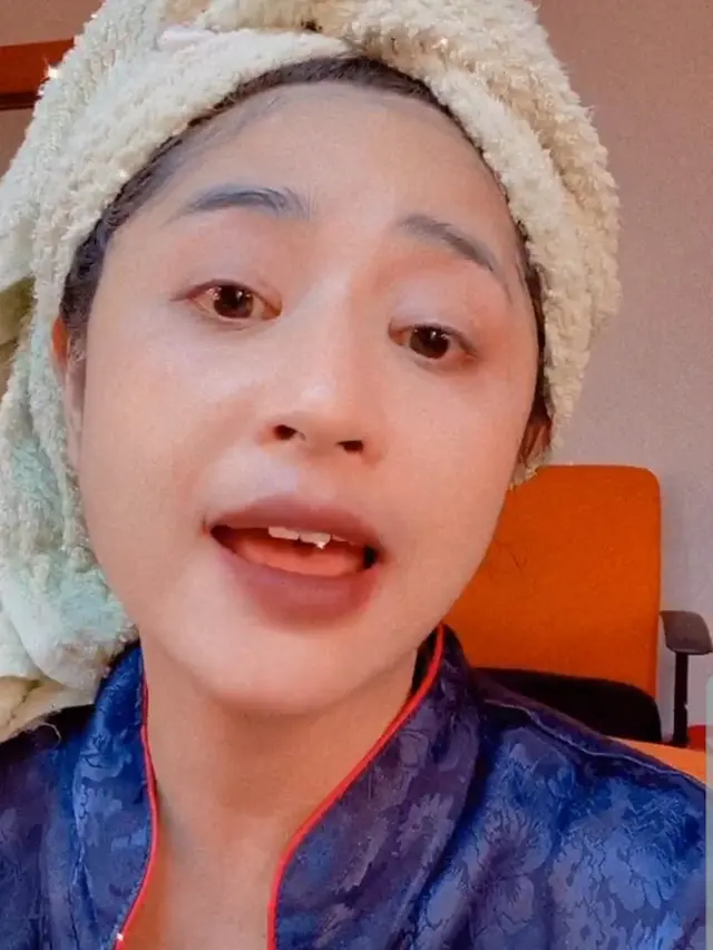 Unggahan Dewi Perssik. (Foto: Instagram @dewiperssikreal)