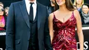 Javier Bardem dan Penelope Cruz menikah dengan sederhana dan hanya beberapa keluarga dekat yang hadir. Mereka menikah pada Juli 2010. (Valerie Goodloe/Picture Group/USWeekly)