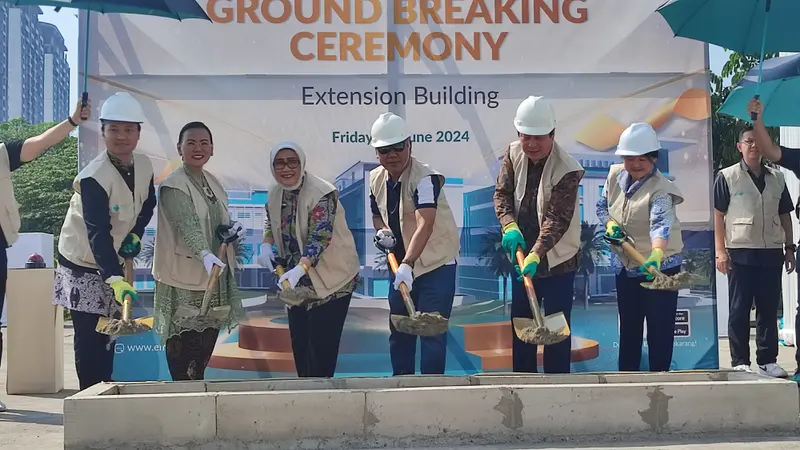 RS EMC Sentul Jawa Barat hari ini melakukan ground breaking ceremony dalam pembangunan gedung baru demi meningkatkan kualitas layanan ke pasien. (Foto: Liputan6/Achmad Sudarno)