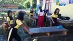 Ujian akhir semester siswa SD di sejumlah daerah terganggu lantaran sekolah dan alat penunjang ujian terdampak banjir.