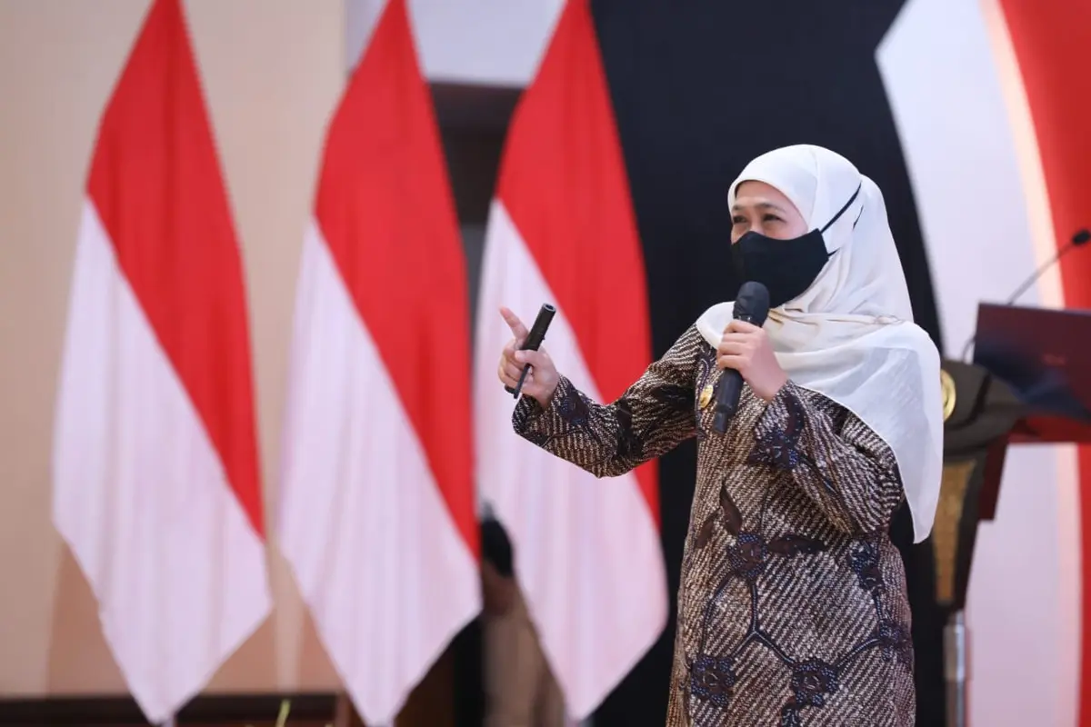 Gubernur Jatim Khofifah Indar Parawansa. (Dian Kurniawan/Liputan6.com)