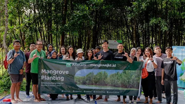 AdaKami Gelar Aksi Tanam 500 Pohon Bersama Komunitas Mangrove Jakarta