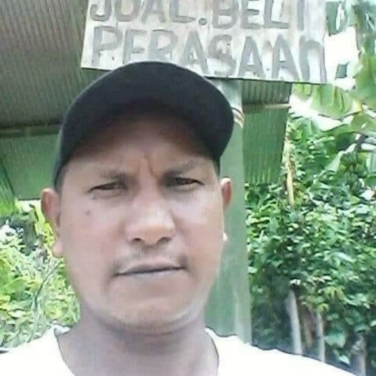 6 Potret Bapak Bapak Selfie Ini Kocak Ekspresi Datarnya Bikin Ngakak Hot 