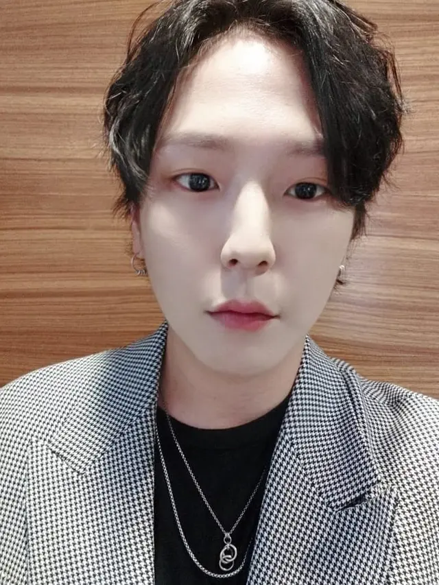 Himchan B.A.P (Instagram/ chanchanieeeeee)