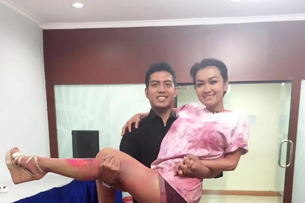Julia Perez dan Mumu