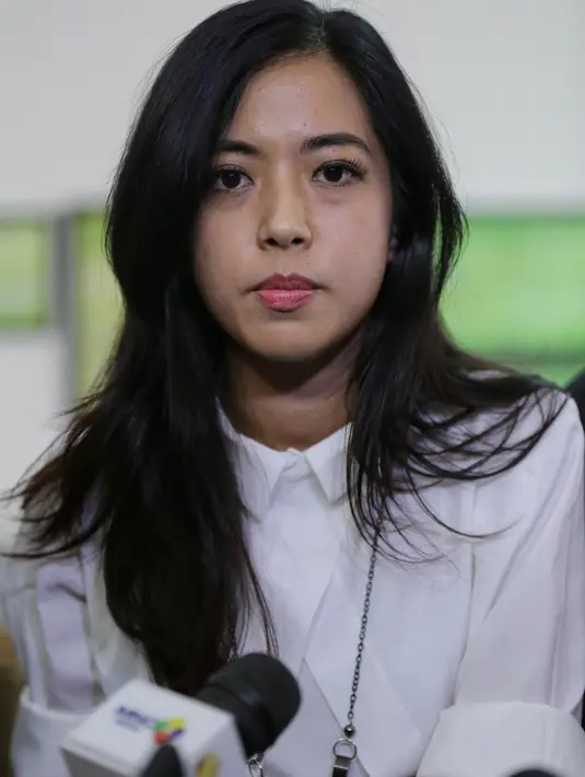 Yeslin Wang istri Delon