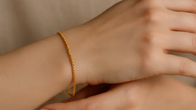 Model Gelang Emas Tipis yang Cocok untuk Dipakai Sehari-hari