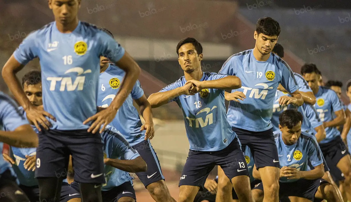 Duel Indonesia melawan Malaysia nanti merupakan laga perdana bagi timnas Merah Putih pasca dibekukannya sanksi oleh FIFA. (Bola.com/Vitalis Yogi Trisna)