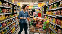 Bahaya Belanja Bulanan di Supermarket Saat Perut Lapar (Hungry Shopping Effect), Ini Cara Mencegahnya (AI Generated)