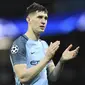 4. John Stones (Manchester City) - Dalam empat laga uji coba terakhir dirinya selalu dipercaya menjadi pemain inti oleh Gareth Southgate. Walau baru berusia 23 tahun, ia memiliki ketenangan dalam menghalau serangan. (AFP/Oli Scarff)