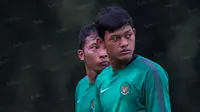 Kiper Barito Putera, Muhammad Riyandi, mengikuti latihan seleksi Timnas Indonesia U-19 di Lapangan Sawangan, Bogor, Jawa Barat, Senin (1/8/2016). (Bola.com/Vitalis Yogi Trisna)