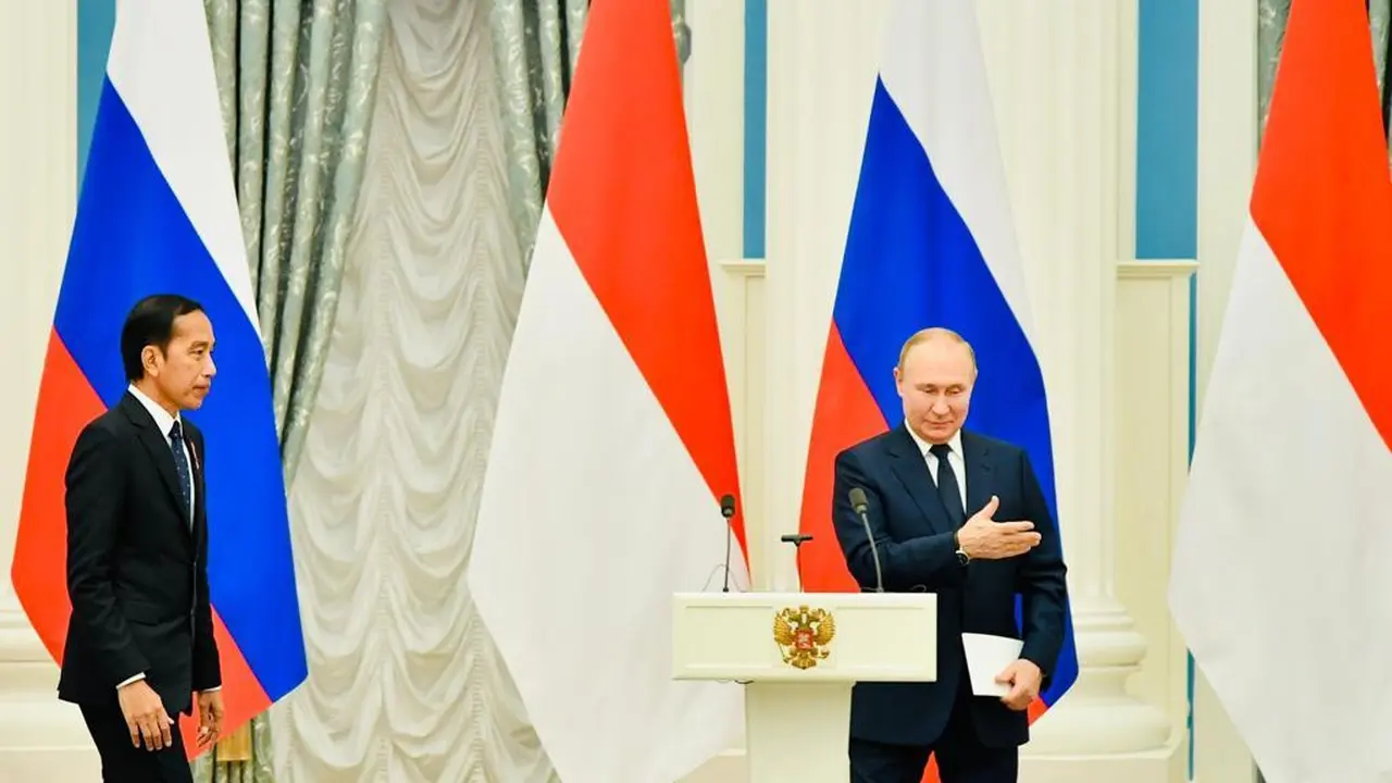Presiden Joko Widodo atau Jokowi melakukan pertemuan dengan Presiden Rusia Vladimir Putin di Istana Kremlin, Kamis (29/6/2022) (Biro Pers Sekretariat Presiden)
