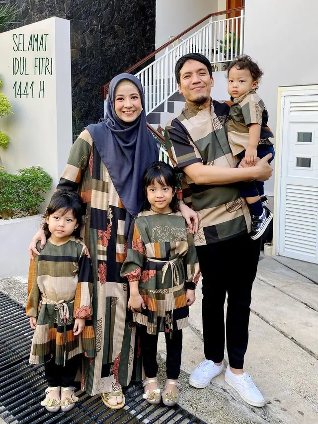 Natasha Rizky ikut berkomentar di unggahan terbaru Desta