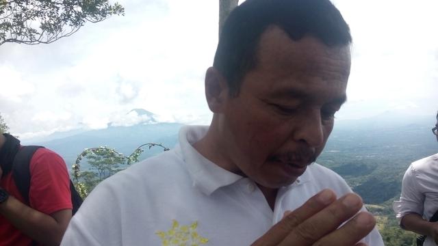 teguh salah satu pengelola obyek wisata desa wisata nglinggo