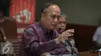 Menteri Riset Teknologi dan Perguruan Tinggi (Menristek Dikti) Mohamad Nasir memberikan keterangan pers di Gedung BPPT, Jakarta, Rabu (26/10). Mohamad Nasir memberikan keterangan terkait pemilihan rektor. (Liputan6.com/Faizal Fanani)