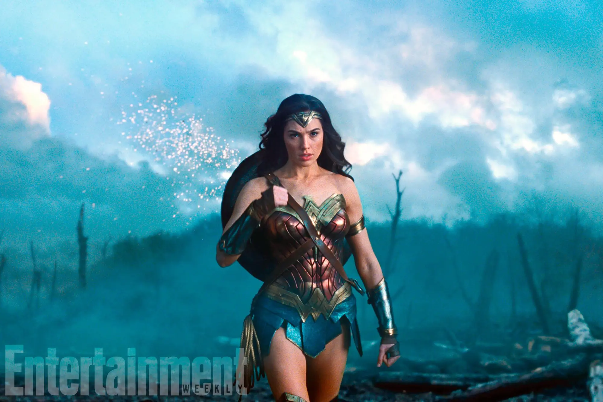Gal Gadot saat memerankan Wonder Woman. (Entertainment Weekly)