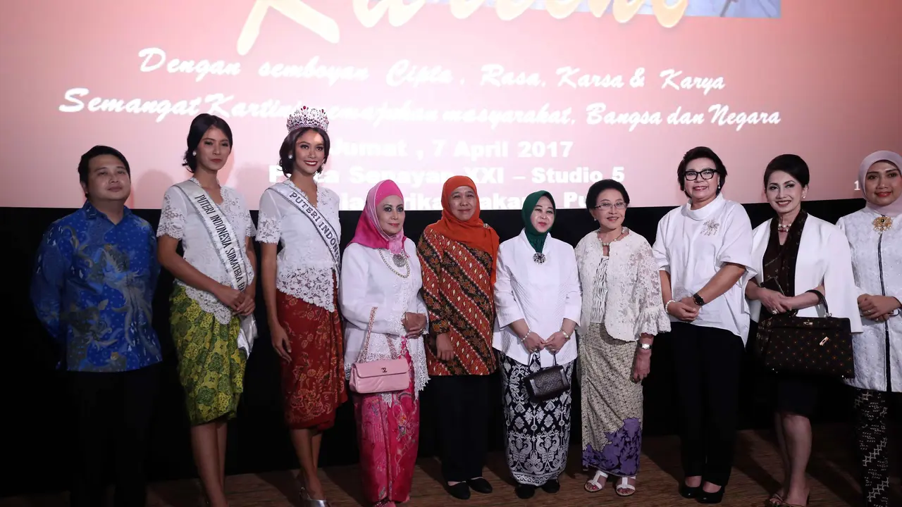[Bintang] Bunga Jelitha Ibrani - Mooryati Soedibyo - Menteri Sosial