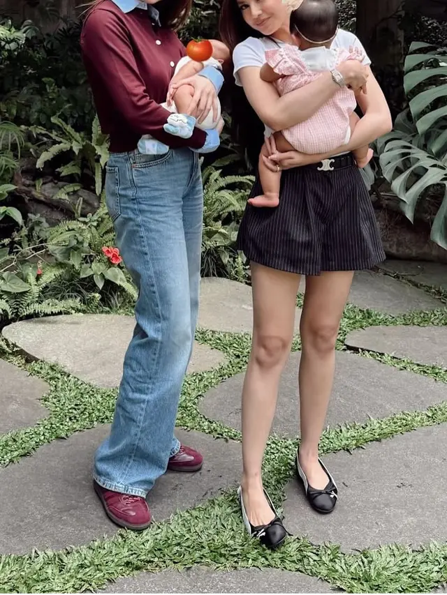 Beda gaya  ibu muda Mahalini dan Aaliyah Massaid Tetap Stylish. [@aaliyah.massaid]