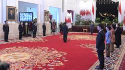 Suasana pelantikan Komjen Pol Listyo Sigit Prabowo sebagai Kapolri yang dipimpin Presiden Joko Widodo di Istana Negara, Jakarta, Rabu (27/1/2021). Listyo Sigit dilantik menjadi Kapolri menggantikan Idham Azis yang memasuki masa pensiun. (Krishadiyanto - Biro Pers Setpres)