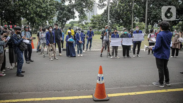 Protes Mahalnya Biaya Kuliah, Mahasiswa UNY Sambangi Gedung Kemendikbud