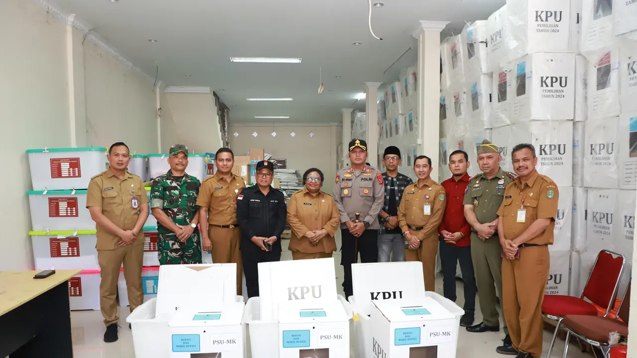 Sambangi Langsung Kabupaten Siak, Wamendagri Ribka Pastikan Kesiapan PSU Lancar Sesuai Rencana