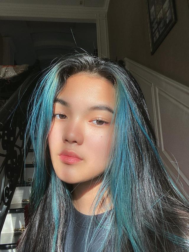 6 Potret Queennara, Putri Cantik Liza Natalia yang Bergaya Swag