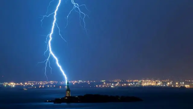 5 Foto Petir Terdahsyat yang Pernah Tertangkap Kamera
