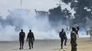 Warga memprotes kesulitan hidup di jalan Lagos, Nigeria, Kamis (1/8/2024).  (AP Photo/Sunday Alamba)