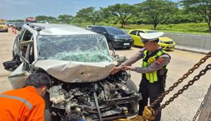 Kecelakaan maut terjadi di Jalan Tol Batang-Semarang, KM 368 B, Kamis (19/3/2026). (Liputan6.com/ Dok Humas Polres Batang)