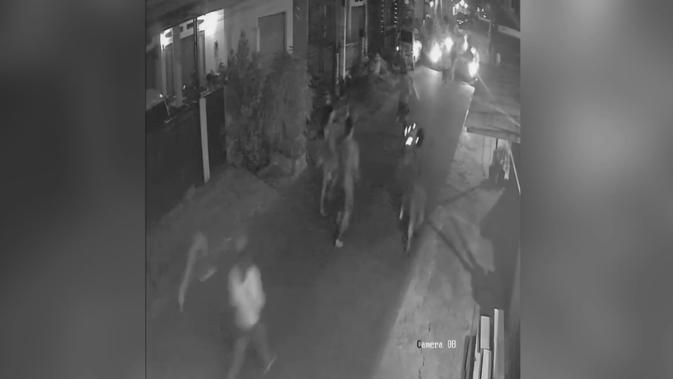 Tawuran Maut Pecah di Depok, Satu Orang Tewas Terkena Bacokan