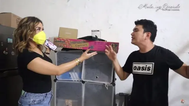 6 Potret Rumah Aldi Taher yang Jarang Tersorot, Sederhana dan Banyak Perabotan