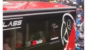 Ciwidey Macet Parah di Libur Isra Mikraj dan Imlek 2025, yang Mau Healing Malah Pening.&nbsp; (Sc: Tt/sibenzo)&nbsp; foto: Instagram @bandungvox, @aboutdkj