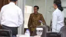 Presiden Joko Widodo saat tiba Kantor Presiden untuk menggelar rapat terbatas, Jakarta, Selasa (26/5/2015). (Liputan6.com/Faizal Fanani)