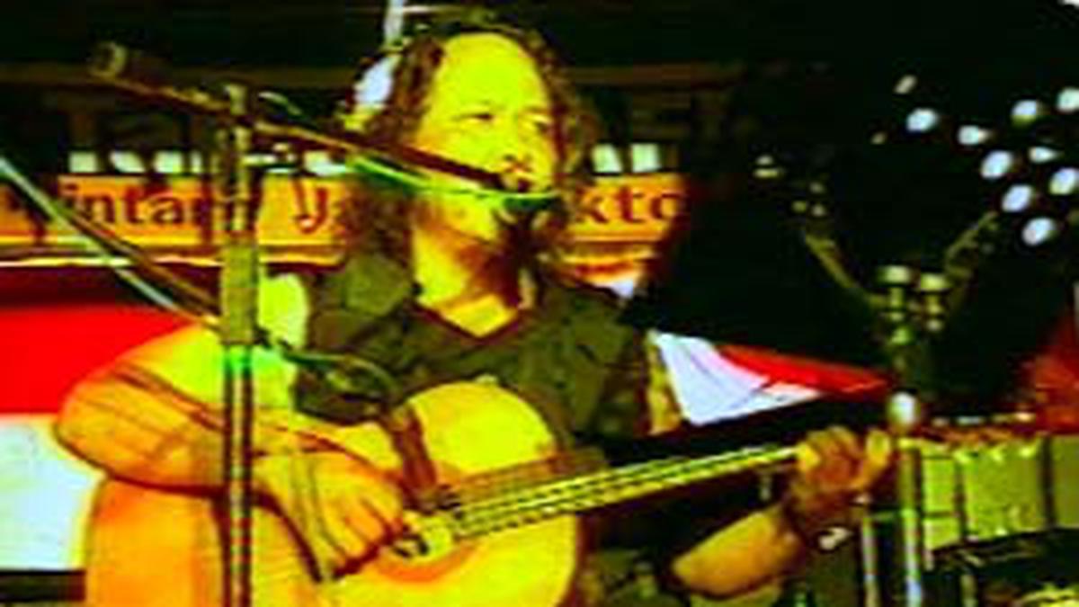 Harry Roesli Akan Tampil di Hamburg - ShowBiz Liputan6.com