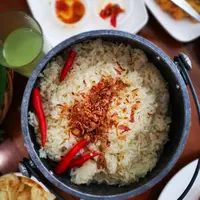 ilustrasi nasi bakepor/copyright by afiqhkmx Shutterstock