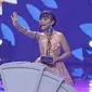 Tasya Rosmala berhasil meraih  Penyanyi Dangdut Pendatang Baru Wanita Terpopuler Indonesian Dangdut Awards 2017 (Liputan6.com/Herman Zakharia)