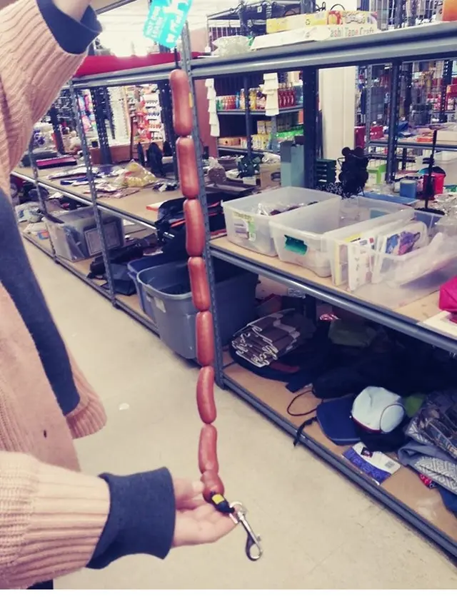 7 Barang Unik yang Ditemukan di Pasar Bekas Ini Bikin Geleng Kepala