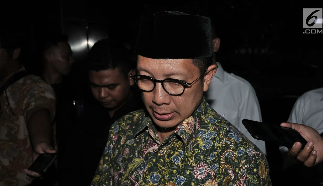 Menteri Agama Lukman Hakim Saifuddin tiba di Kantor Kementerian Agama, Jakarta, Senin (18/3). KPK menggeledah ruang kerja Lukman Hakim terkait kasus suap jual beli jabatan yang melibatkan mantan Ketua Umum PPP Romahurmuziy. (merdeka.com/Iqbal S. Nugroho)