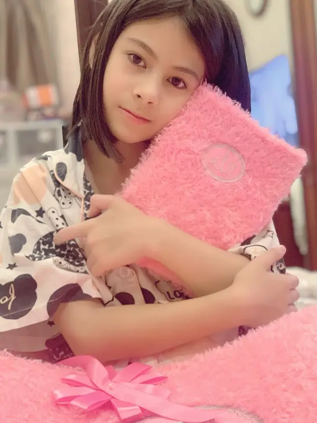 [Fimela] Elif Kayla Perk