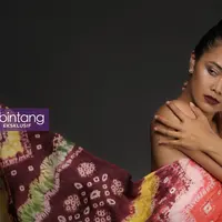 Bukan hal yang mudah bagi Putri Ayudya dalam berkecimpung di dunia teater dan dunia seni peran. Ia sadar mencintai itu membutuhkan sebuah proses. Begitu juga saat ia mencintai teater dan akting. (Deki Prayoga/Bintang.com)