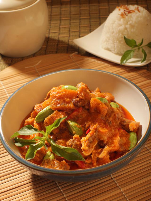 Menu Hari Ini: Tumis Telur Orak-arik, Sayur Krecek Tahu ...