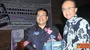 Citizen6, Jakarta Pusat: buku yang ditulis oleh Dr. Ir. Yulistyo Mudho, dosen yang sekaligus birokrat ini dapat menjadi pintu masuk untuk melihat fakta dan seluk-beluk sektor perikanan di negeri ini. (Pengirim: Efrimal Bahri)