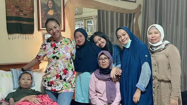 6 Potret Kalina Ocktarannya dengan Ibunda Sebelum Meninggal Dunia, Kini Jadi Kenangan
