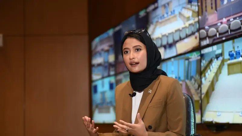 Anggota DPR Dyah Roro Esti Widya Putri