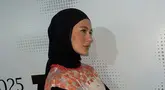 Paula Verhoeven memperlihatkan sejumlah foto di belakang panggung Jakarta Fashion Week 2025. (Foto: Instagram/ paula_verhoeven)