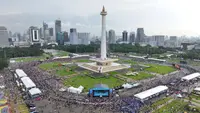 Seskab Teddy Sebut Pemerintah Gelontorkan 100 Ribu Paket Bantuan Pangan di Pasar Murah Monas