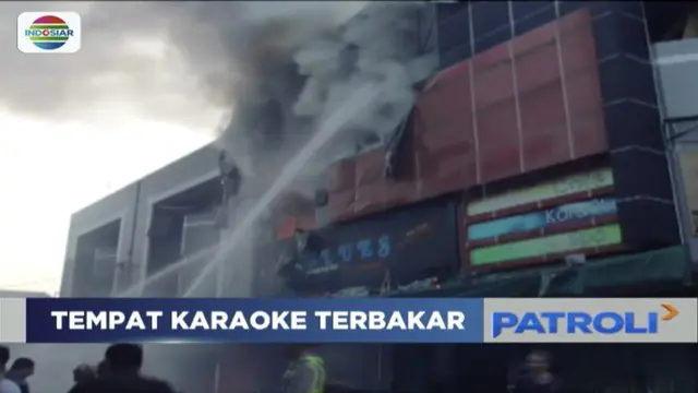 Diduga Korsleting, Tempat Karaoke di Medan Terbakar