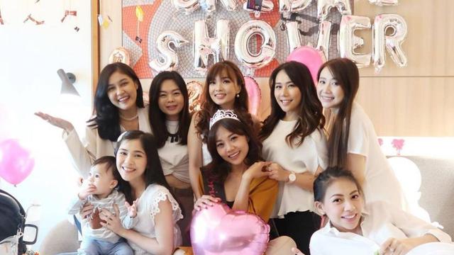 6 Momen Bridal Shower Steffy Ai, Dapat Kejutan dari Anggota Cherrybelle