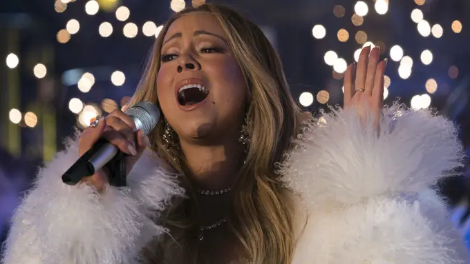 [Bintang] Mariah Carey Bakal Gelar Konser di Candi Borobudur