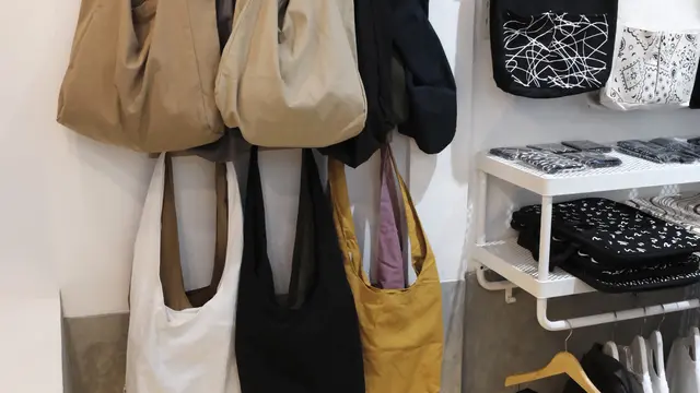 Cerita Pembisnis Perempuan Mempertahankan Bisnis Totebag dari Duduk di Bangku Kuliah Hingga Kini 